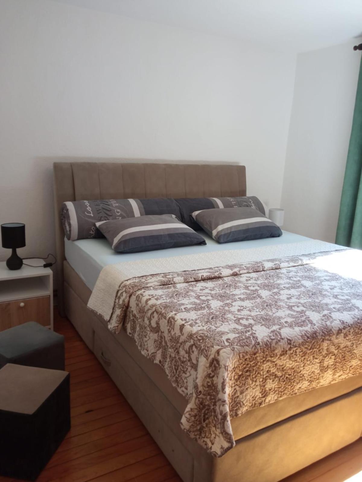APARTMAN Em Bihać Exterior foto